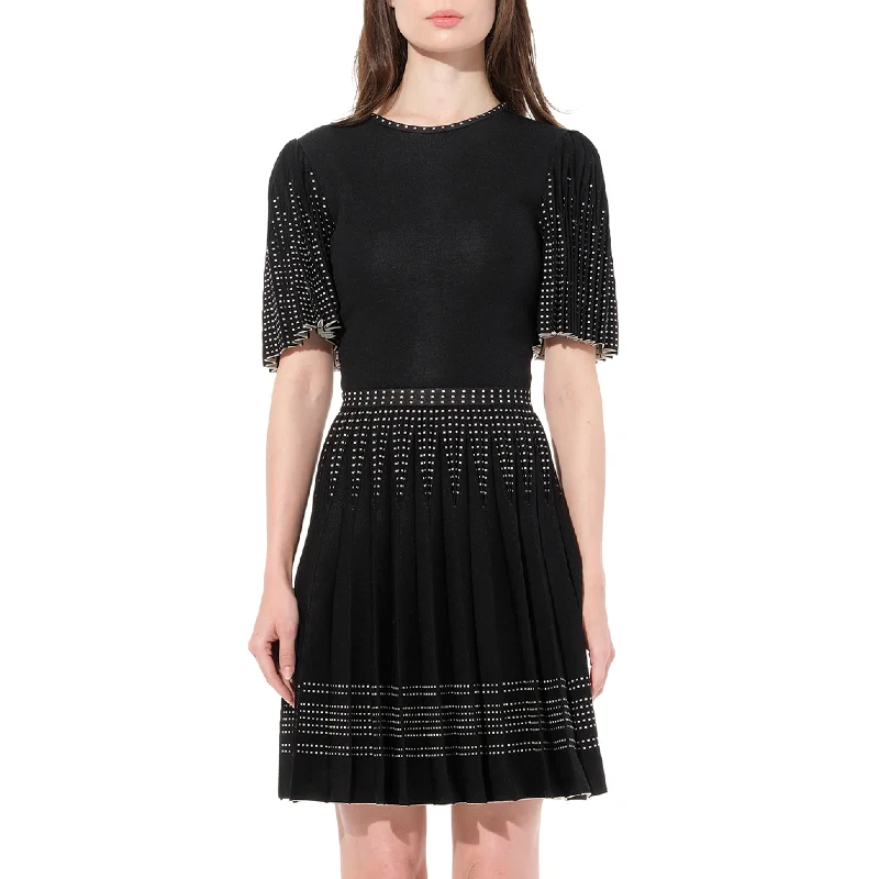 Sultry backless dresses-Knit Jacquard Dress in Black/White