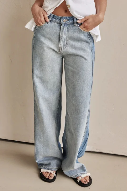 Bottoms with tapered-Contrast Straight Leg Jeans with Pockets