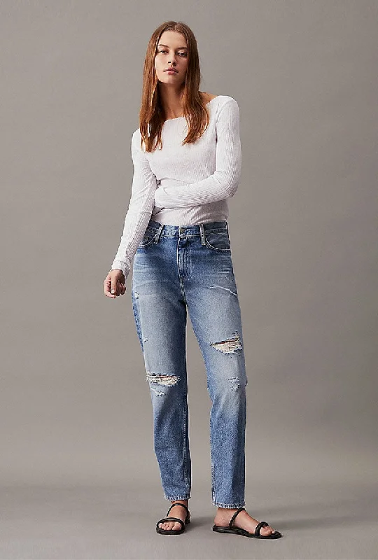 Bottoms with beach outfits-CALVIN KLEIN RIPPED MOM JEANS